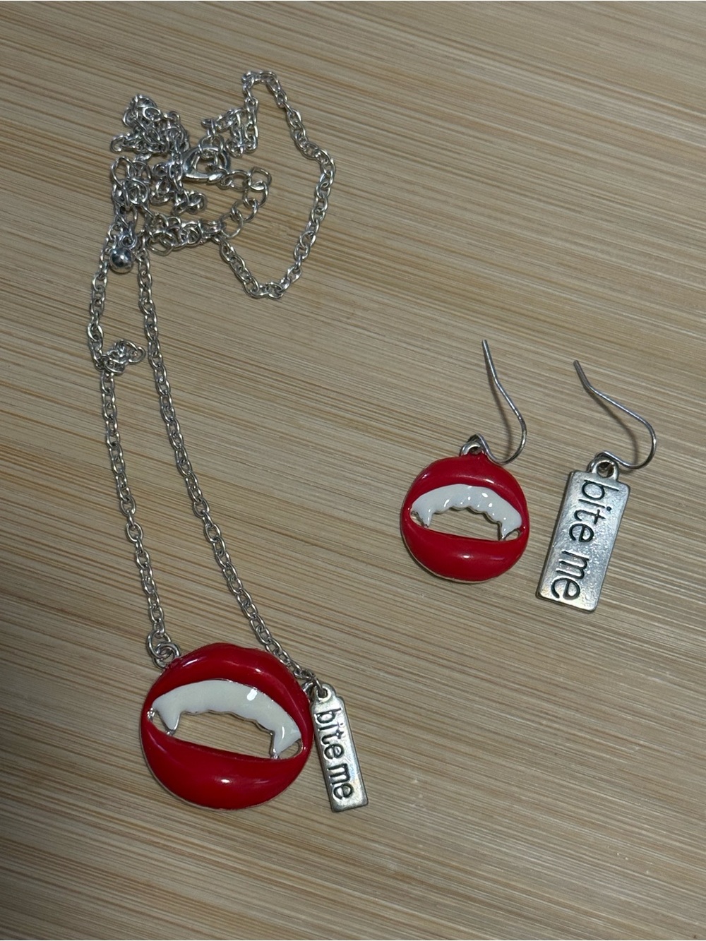 'Bite Me' Necklace & Earrings Set